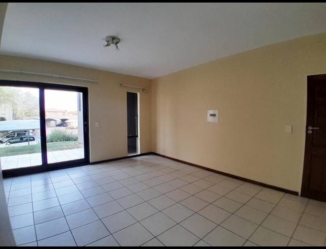 2 BEDROOM APARTMENT FOR SALE IN ELDO LAKES ESTATE